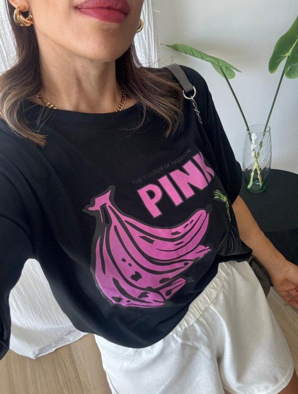 pink negra Remera Pink